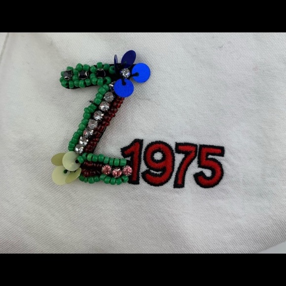 Zara NWT white button-down shirt with logo details - Picture 4 of 6